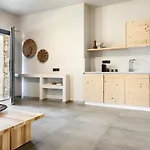 Fari Stone Hotel
