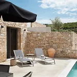 Fari Stone Hotel