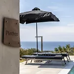Fari Stone Hotel