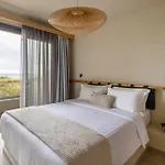 Hotel Fari Stone
