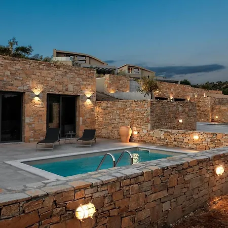 Fari Stone * Skala Marion