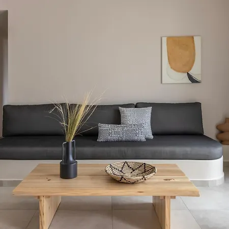 Hotel Fari Stone
