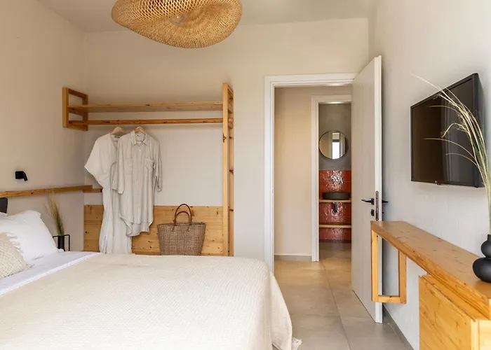 Hotel Fari Stone Skála Marión