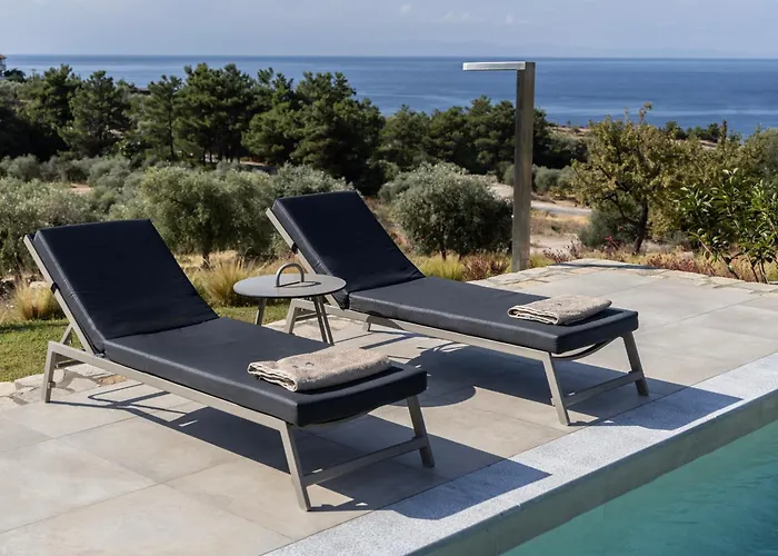 Hotel Fari Stone