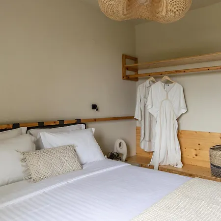 Fari Stone * Skála Marión