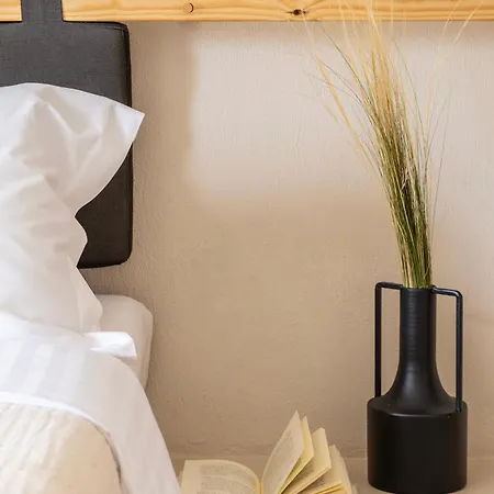 Fari Stone * Skála Marión