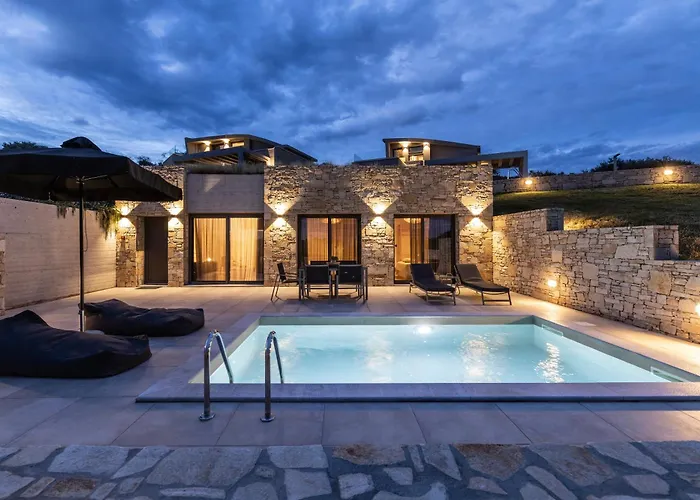 Fari Stone Hotel
