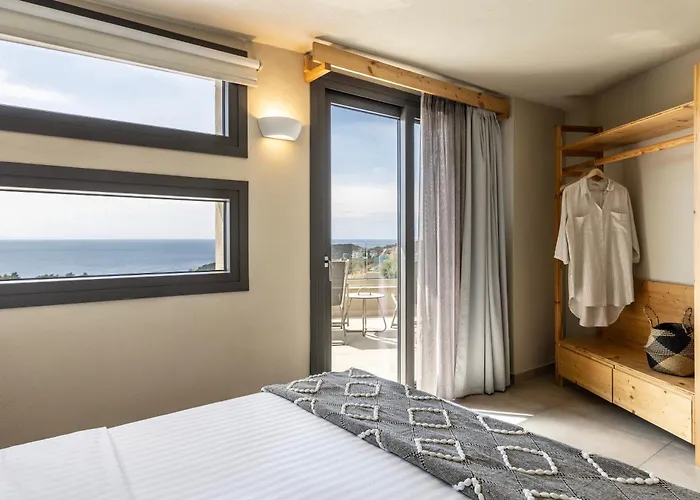 Hotel Fari Stone *