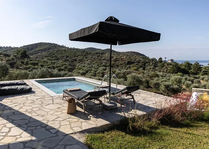 Fari Stone Hotel